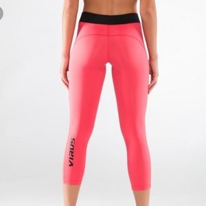 Virus womens 7/8 compression pants small